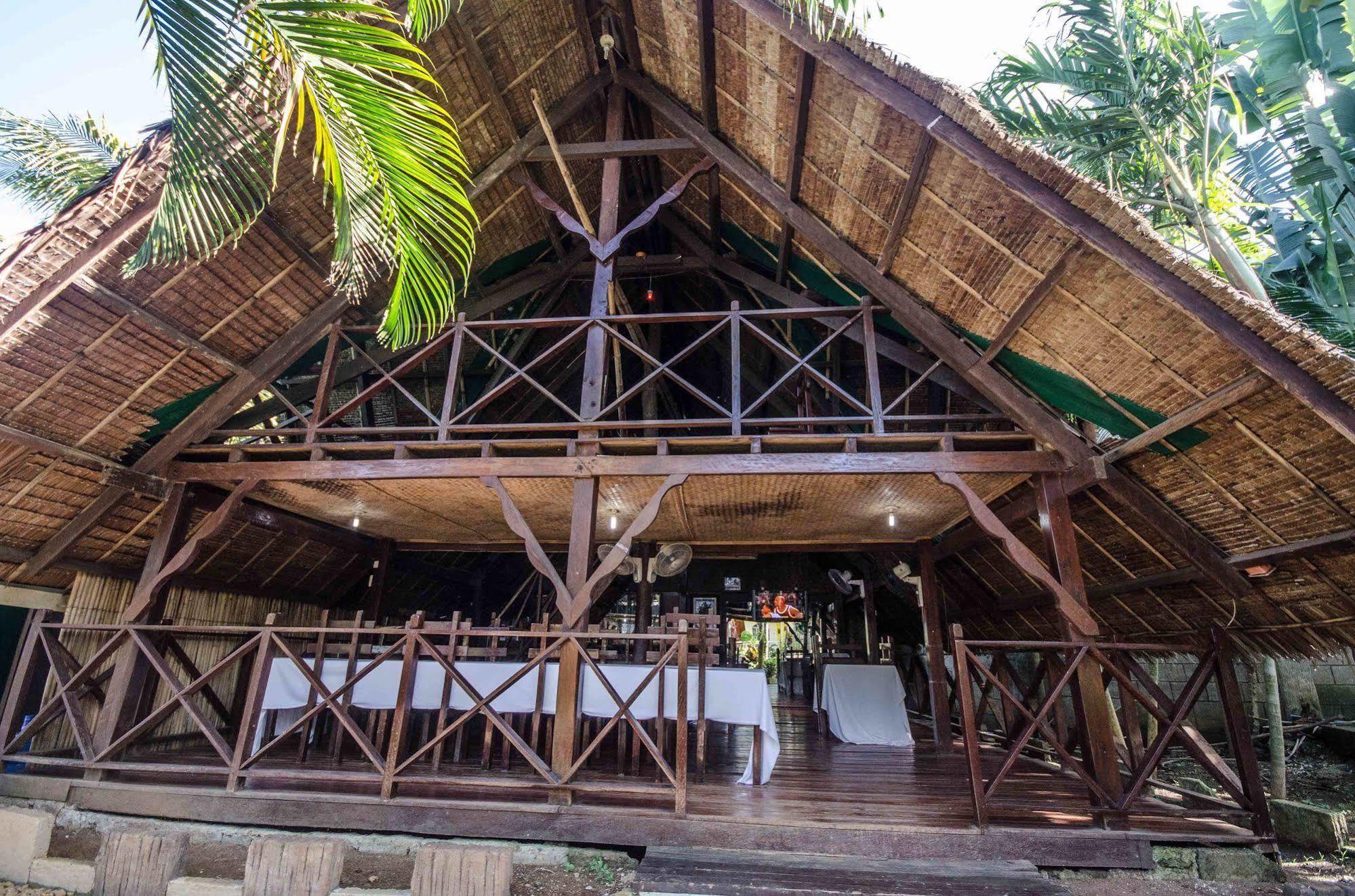 Reddoorz Premium @ Abueg Road Extension Puerto Princesa Bagian luar foto