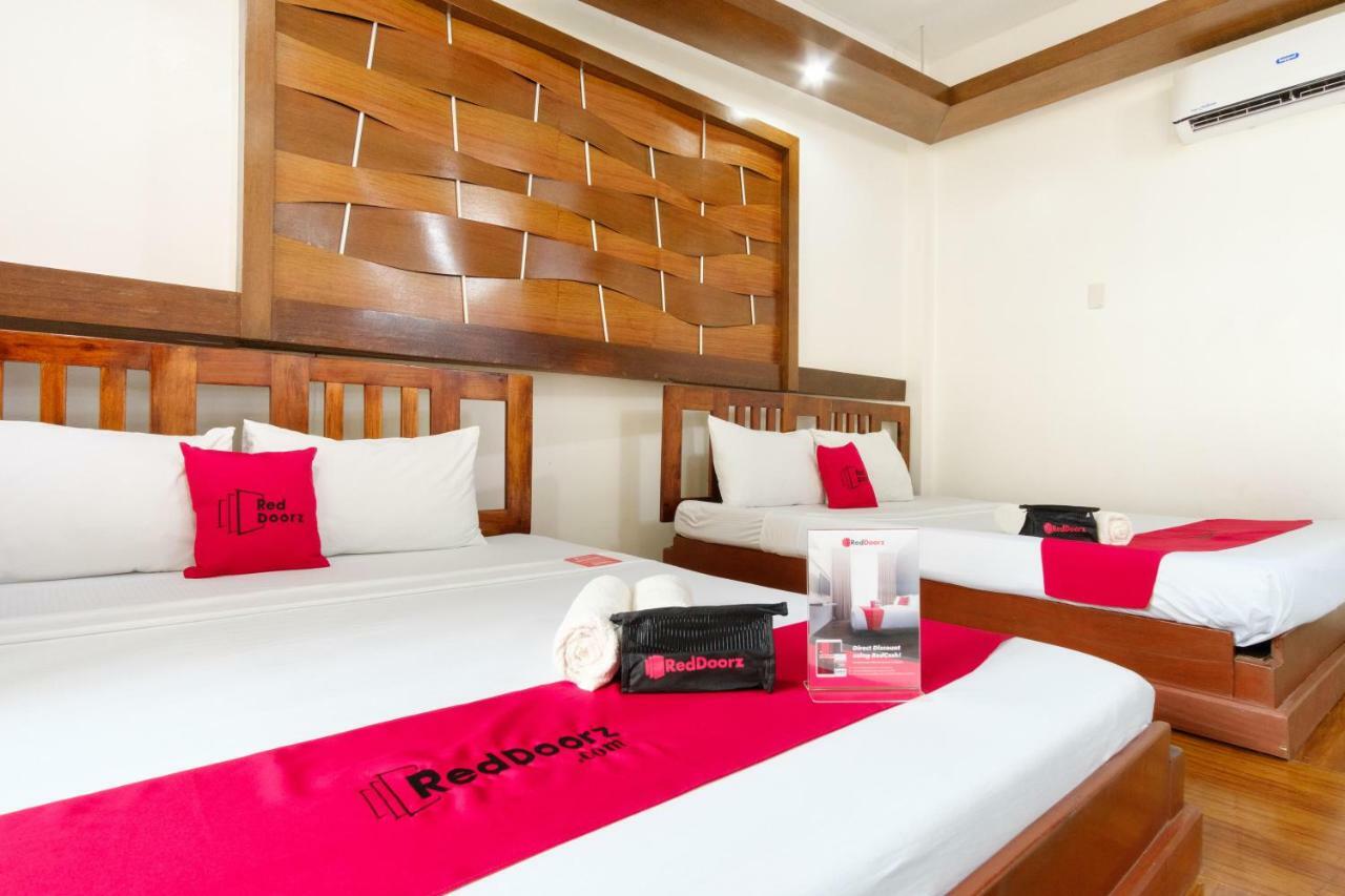 Reddoorz Premium @ Abueg Road Extension Puerto Princesa Bagian luar foto