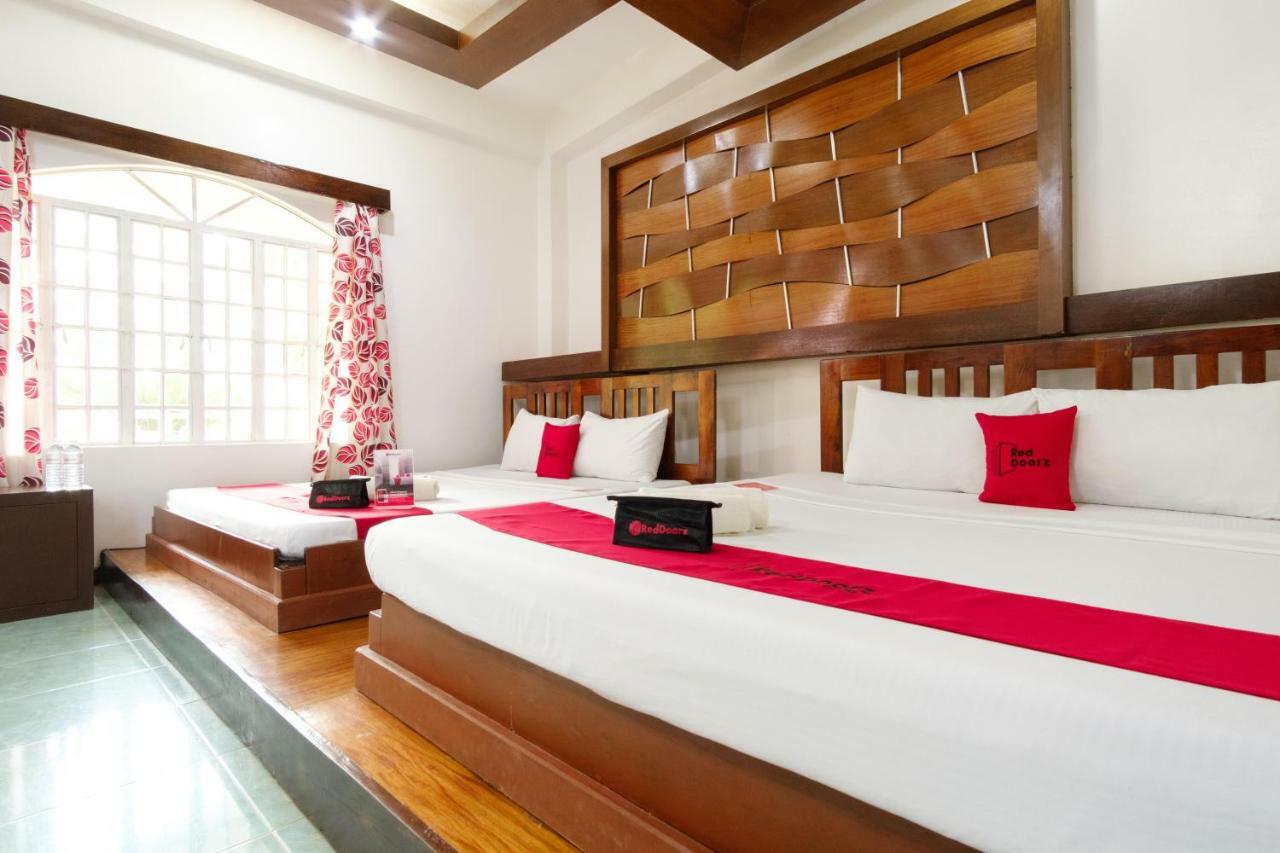 Reddoorz Premium @ Abueg Road Extension Puerto Princesa Bagian luar foto