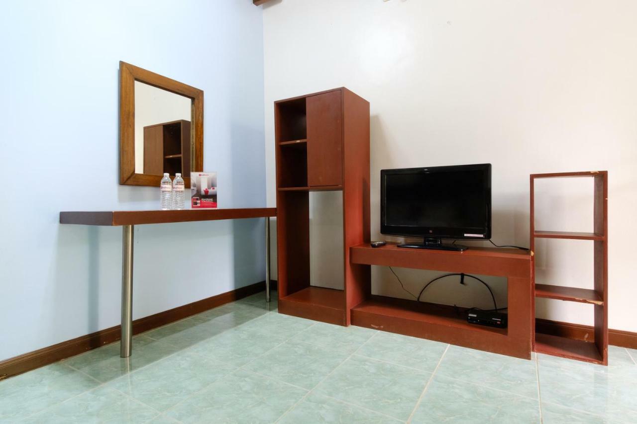 Reddoorz Premium @ Abueg Road Extension Puerto Princesa Bagian luar foto